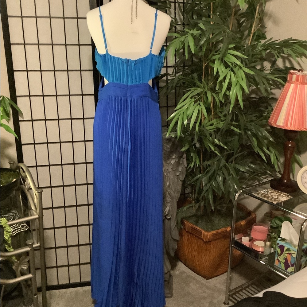 Express - blue, cutout maxi dress, sz 10 - Picture 5 of 6